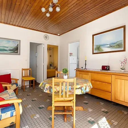 Maison Pecheur, Jardin Et -1 Holiday home *