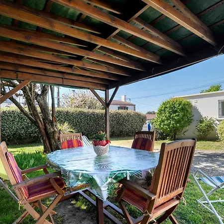 Maison Pecheur, Jardin Et -1