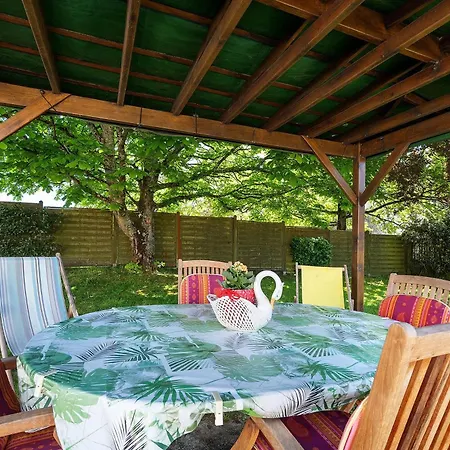 Maison Pecheur, Jardin Et -1 Holiday home